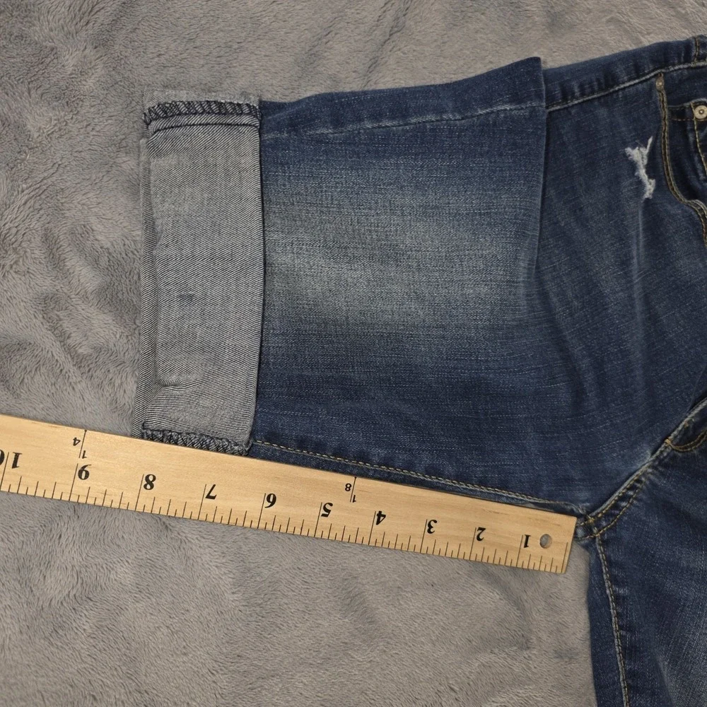 Signature Levi Strauss‎ Low Rise Cuffed Stretch Denim Jean Shorts Womens Size 27